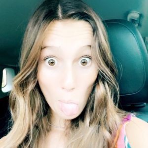 Meet your Posher, Katelyn